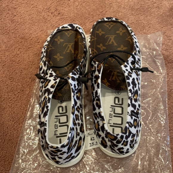 Hey Dude | Shoes | Lv Logo Slip On With 